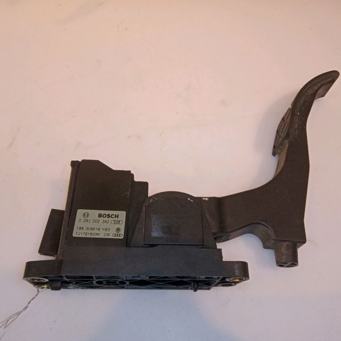 Potentiometre accelerateur occasion VOLKSWAGEN GOLF IV GOLF IV Phase 1 1998-01-01->2005-06-30 1.9 TDI 90ch 2