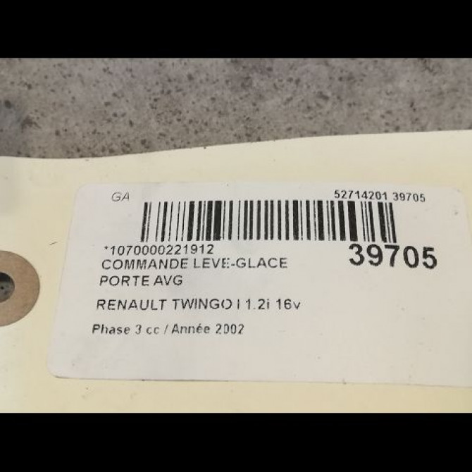 Commande lève-glace porte avant gauche occasion RENAULT TWINGO I Phase 3 08-2000->06-2007 1.2i 16v 7700434845 2