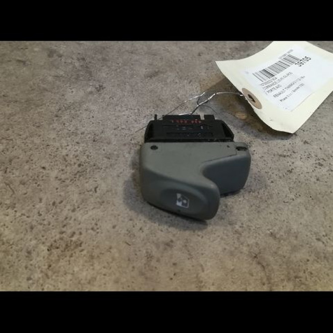 Commande lève-glace porte avant droite occasion RENAULT TWINGO I Phase 3 08-2000->06-2007 1.2i 16v 7700434845 1