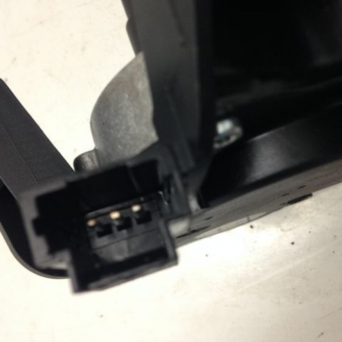 Moteur essuie-glace arrière occasion RENAULT LAGUNA III Phase 1 10-2007->10-2010 287100004R 2