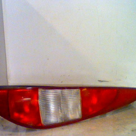 Feu arrière droit occasion FORD MONDEO II Phase 1 09-2000->06-2007 1331600