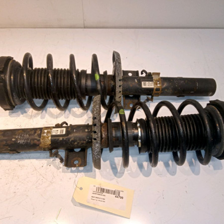 Amortisseur avant droit occasion SEAT IBIZA III Phase 1 03-2002->03-2006 1.9 SDI 6Q0413031BR