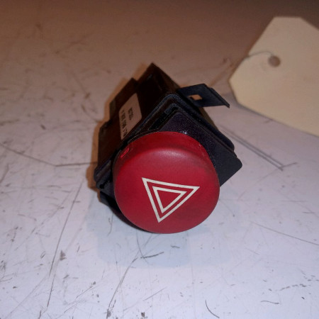 Bouton de warning occasion SEAT IBIZA III Phase 2 03-2006->06-2009 1.4 TDI 80ch 6L1953235A300