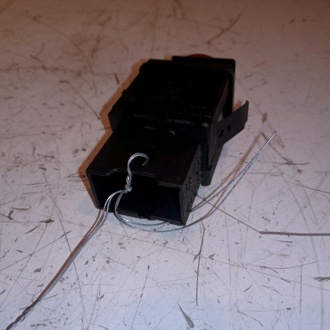 Bouton de warning occasion SEAT IBIZA III Phase 1 03-2002->03-2006 1.9 SDI 6L1953235A300 2