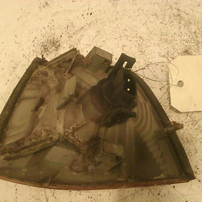 Clignotant droit occasion B.M.W. SERIE 3 III Phase 1 01-1991->04-1998 82199403096 2