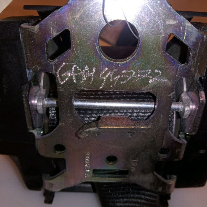 Ceinture arrière gauche occasion VOLKSWAGEN POLO V POLO V Phase 1 2009-09-01->2014-05-31 1.2 TDI 75ch 6C0857805RAA 3