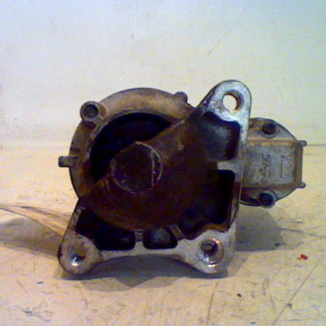 Démarreur occasion RENAULT MEGANE II Phase 1 09-2003->12-2005 1.4 16v 8200266777 1