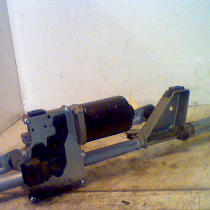 Moteur essuie-glace avant occasion CITROEN C4 I Phase 2 07-2008->10-2010 00006405R0 2
