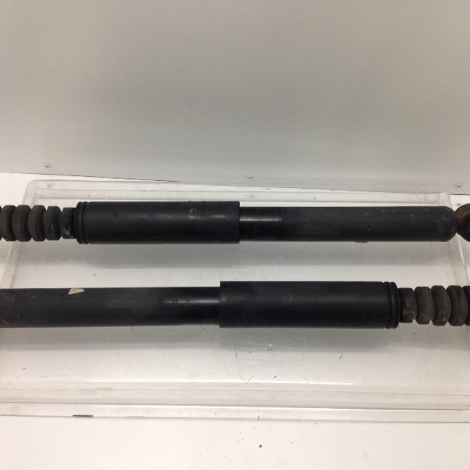 Amortisseur arrière droit occasion RENAULT CLIO III Phase 1 09-2005->03-2009 1.5 DCI 105ch 562108573R 1