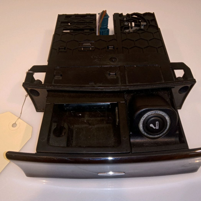 Cendrier occasion MERCEDES CLASSE ML II phase 1 03-2005->09-2008 4