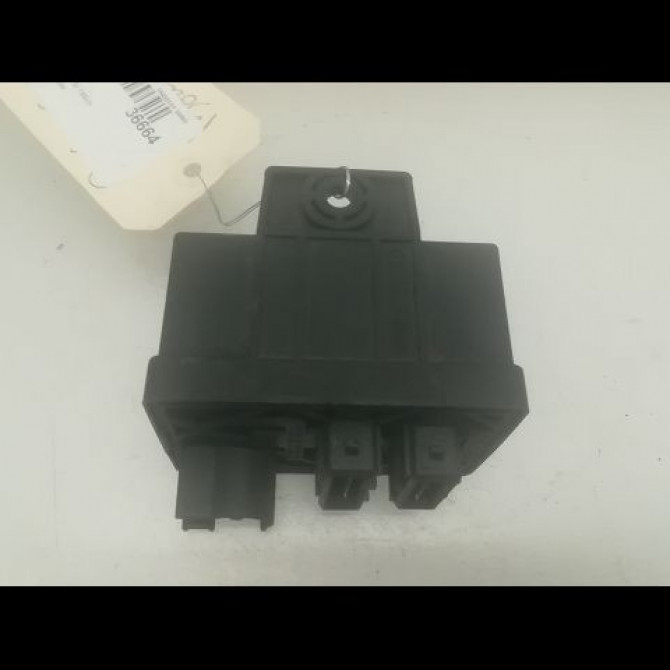 Boitier de préchauffage occasion FIAT BRAVO II BRAVO II Phase 1 2007-03-01->2011-12-31 1.9 JTD 120ch 51888255 2