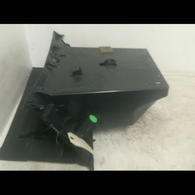 Boite à gants occasion NISSAN QASHQAI I Phase 2 03-2010->04-2014 1.5 DCI 110ch 2