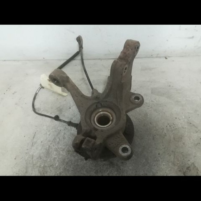 Moyeu avg occasion FORD FIESTA VI Phase 1 10-2008->11-2012 1.4 TDCI 68ch 1582282 2