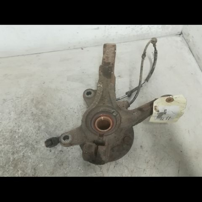 Moyeu avd occasion FORD FIESTA VI Phase 1 10-2008->11-2012 1.4 TDCI 68ch 1582282 2