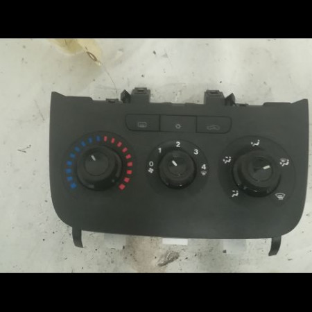Commande de chauffage occasion FIAT PUNTO EVO III Phase 1 10-2009->12-2013 1.3 MULTIJET 75ch 735523091