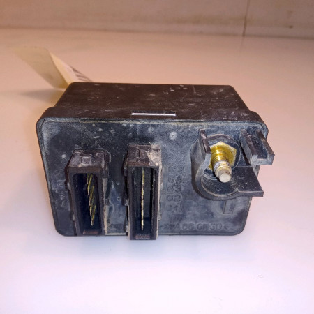 Boitier de préchauffage occasion FIAT PANDA II Phase 1 09-2003->12-2012 1.3 DT MULTIJET 16v 70ch 51888255