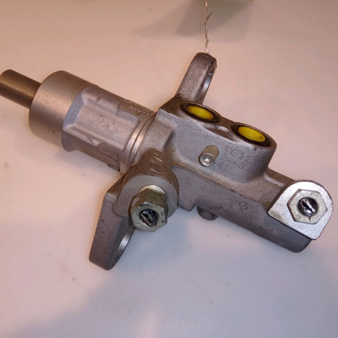 Maitre cylindre occasion OPEL ASTRA IV Phase 1 01-2010->06-2012 84102409 2