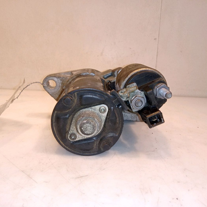 Démarreur occasion VOLKSWAGEN FOX Phase 1 06-2005->09-2011 1.2i 6v 55ch 2T911023GX 4