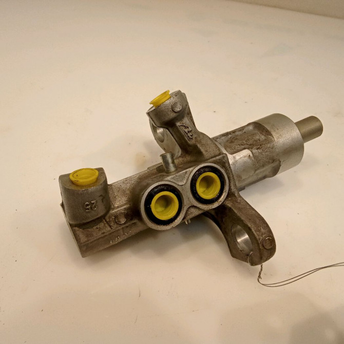 Maitre cylindre occasion OPEL INSIGNIA Phase 1 01-2009->03-2013 84102409 2