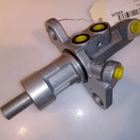 Maitre cylindre occasion OPEL ASTRA IV 84102409