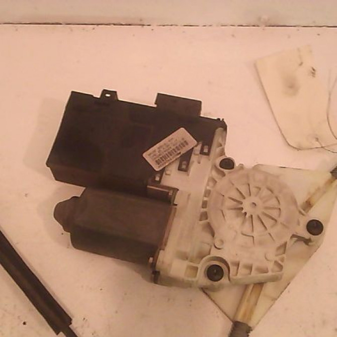 Mecanisme+moteur leve-glace avg occasion CITROEN C5 I Phase 1 03-2001->09-2004 1.8i 16v 00009221P7 2