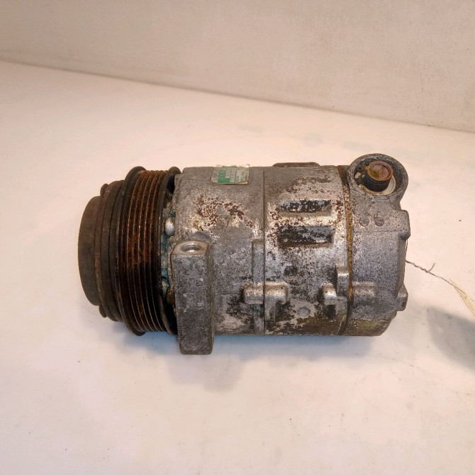 Compresseur air conditionne occasion MERCEDES CLASSE V I Phase 2 03-1999->10-2003 V 220 CDI 2306811 2