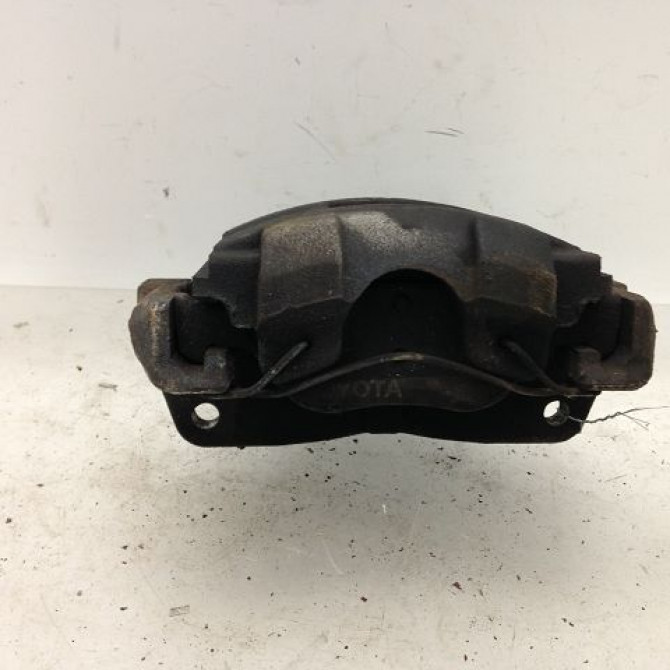 Etrier de frein avant droit occasion TOYOTA YARIS III YARIS III Phase 1 2011-03-01->2015-04-30 477300D070 1