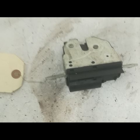 Serrure hayon occasion FIAT PUNTO EVO III Phase 1 10-2009->12-2013 1.3 MULTIJET 75ch 52161765