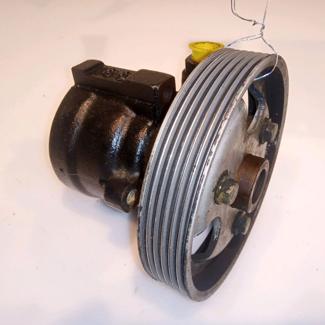 Pompe direction assistee occasion RENAULT MEGANE I Phase 2 03-1999->06-2003 1.6 16v 491108049R 2