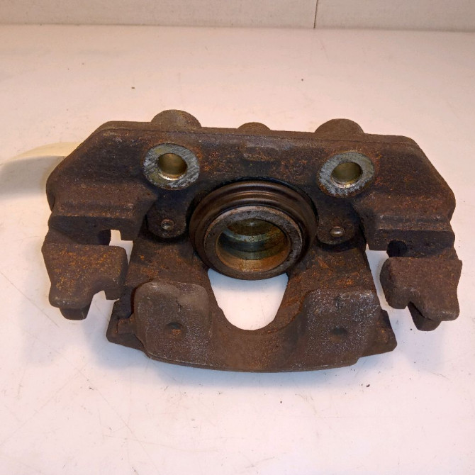 Etrier de frein avant droit occasion OPEL CORSA II Phase 2 04-1997->10-2000 1.2i 16v 65ch 90421745 2