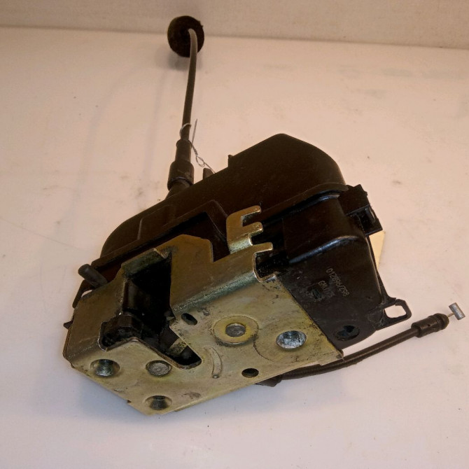 Serrure porte ard occasion RENAULT VELSATIS 8200012896 1