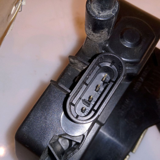 Serrure porte ard occasion RENAULT VELSATIS 8200012896 3