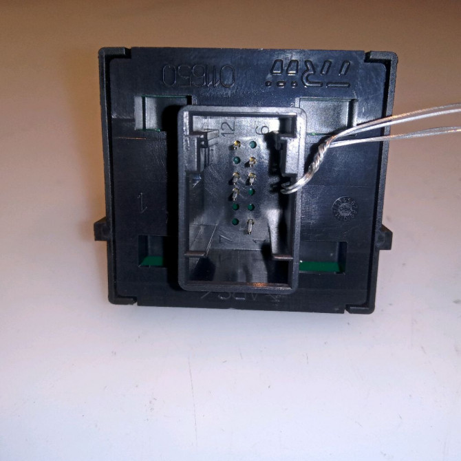 Commande lève-glace porte avant gauche occasion FIAT PUNTO EVO III Phase 1 10-2009->12-2013 1.3 MULTIJET 75ch 735500050 2