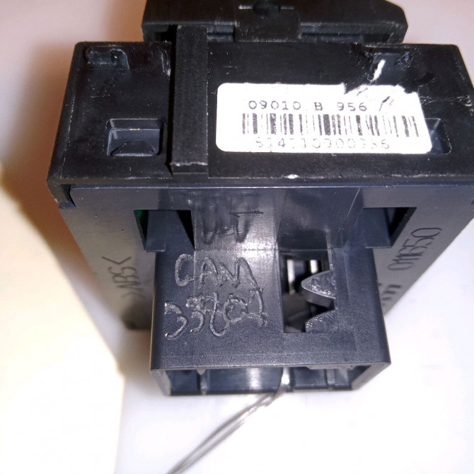 Commande lève-glace porte avant gauche occasion FIAT PUNTO EVO III Phase 1 10-2009->12-2013 1.3 MULTIJET 75ch 735500050 3