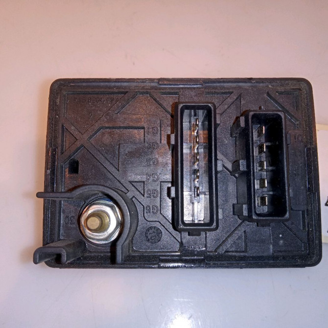 Boitier de préchauffage occasion FIAT PUNTO EVO III Phase 1 10-2009->12-2013 1.3 MULTIJET 75ch 51888255 2