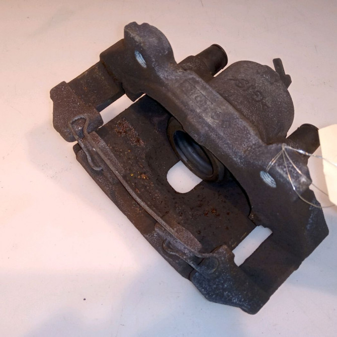 Etrier de frein avant gauche occasion FIAT PUNTO EVO III Phase 1 10-2009->12-2013 1.3 MULTIJET 75ch 77365758 2