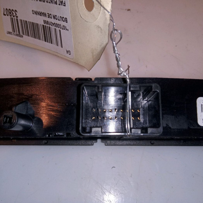 Bouton de warning occasion FIAT PUNTO EVO III Phase 1 10-2009->12-2013 1.3 MULTIJET 75ch 3