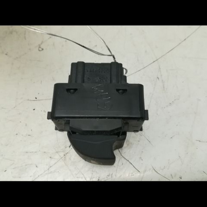 Commande lève-glace porte avant droite occasion PEUGEOT PARTNER II Phase 2 05-2012->... 6490HQ 2