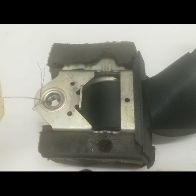 Ceinture arrière droite occasion SEAT IBIZA IV Phase 1 05-2008->01-2012 1.9 TDI 90ch 6J0857805ARAA 3