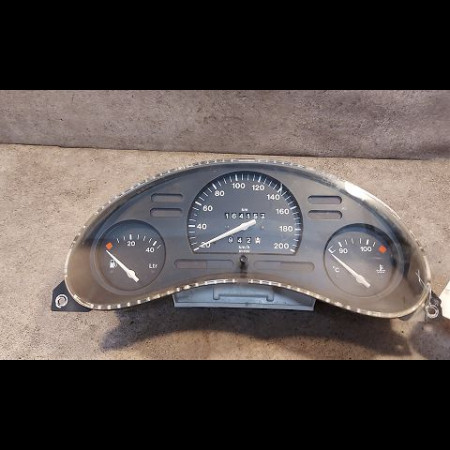Compteur occasion OPEL CORSA II Phase 1 03-1993->04-1997 1.2i 90386342