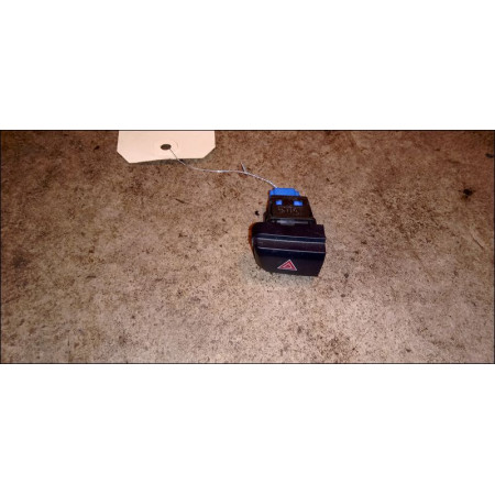 Bouton de warning occasion PEUGEOT 208 208 Phase 1 2012-03-01->2015-09-30 1.4 HDI 68ch 96750916ZD