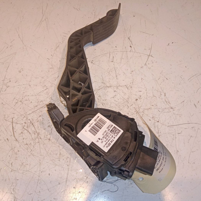 Potentiometre accelerateur occasion PEUGEOT 208 208 Phase 1 2012-03-01->2015-09-30 1.2 VTI 82ch 2