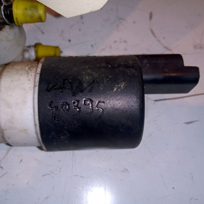 Pompe lave-glace avant occasion CITROEN BERLINGO II Phase 1 05-2008->01-2012 1.6 HDI 16v 90ch 643498 3