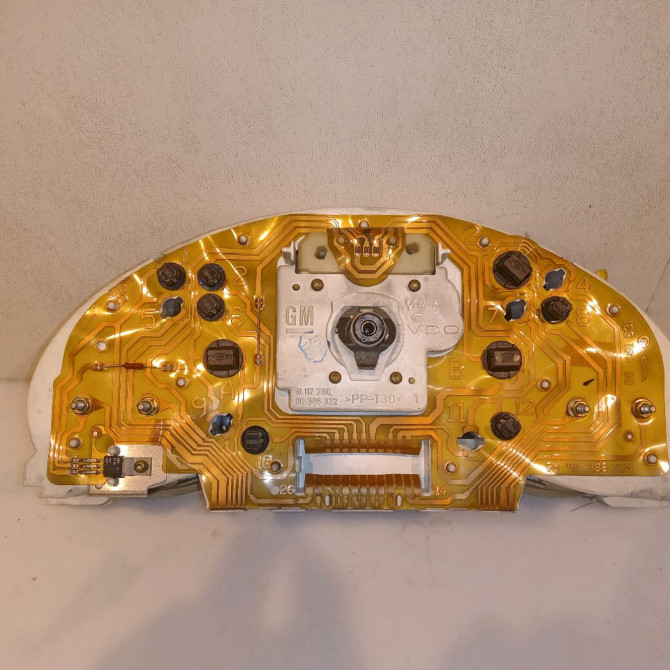 Compteur occasion OPEL CORSA II Phase 1 03-1993->04-1997 1.4i 90386342 2