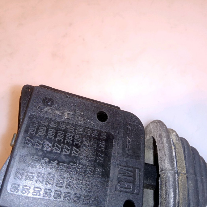 Commande clignotant occasion OPEL CORSA II Phase 1 03-1993->04-1997 1.4i 90213283 3