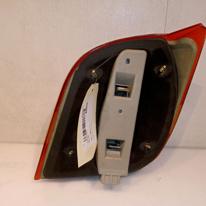 Feu arrière gauche occasion OPEL CORSA II Phase 1 03-1993->04-1997 1.4i 90444141 2