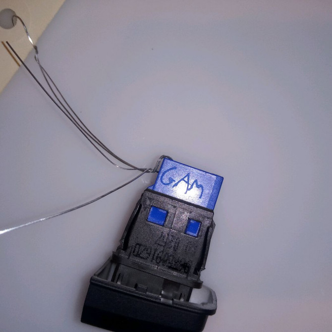 Bouton de warning occasion PEUGEOT 2008 Phase 1 01-2013->... 1.2i PURETECH 110ch 96750916ZD 3