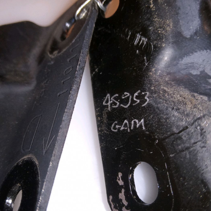 Verin droit hayon occasion PEUGEOT 208 208 Phase 1 2012-03-01->2015-09-30 1.6 VTI 120ch 9673083680 2