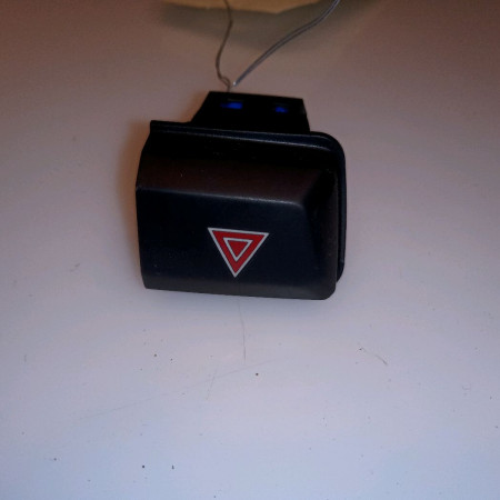 Bouton de warning occasion PEUGEOT 208 208 Phase 1 2012-03-01->2015-09-30 1.2 VTI 82ch 96750916ZD