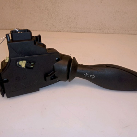 Commande clignotant occasion FORD FIESTA VI Phase 1 10-2008->11-2012 1.4 TDCI 68ch 1515202